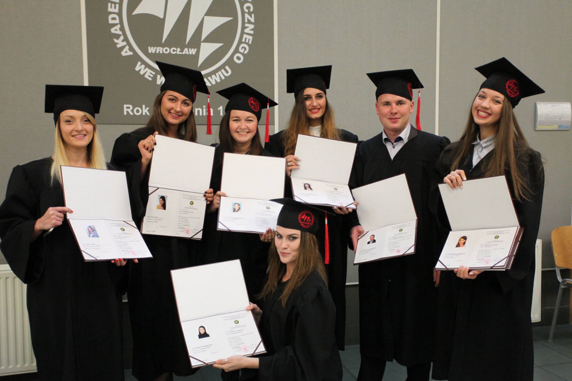 Uroczyste wręczenie dyplomów magisterskich