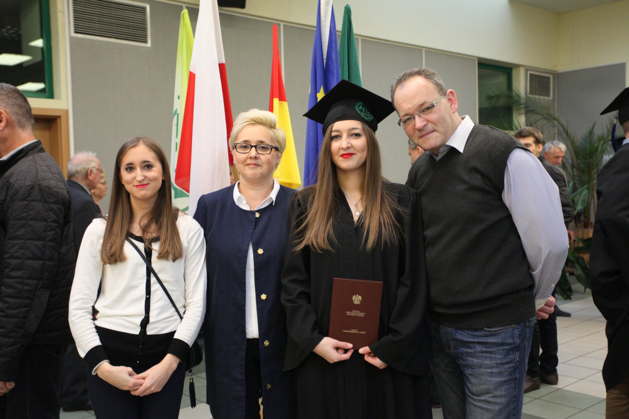 Uroczyste wręczenie dyplomów magisterskich