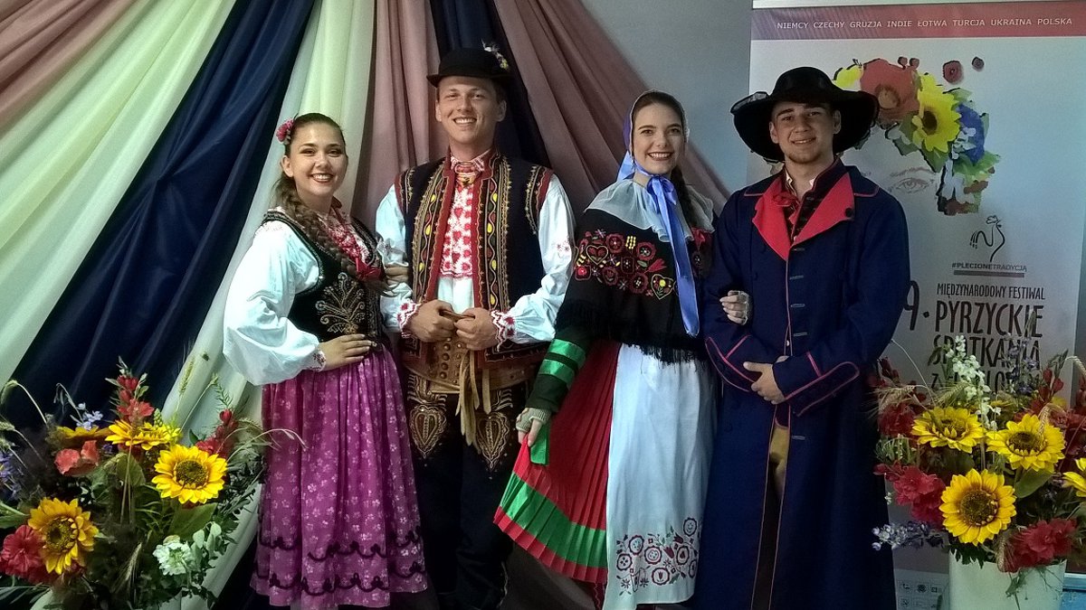 Zespół Pieśni i Tańca AWF KALINA