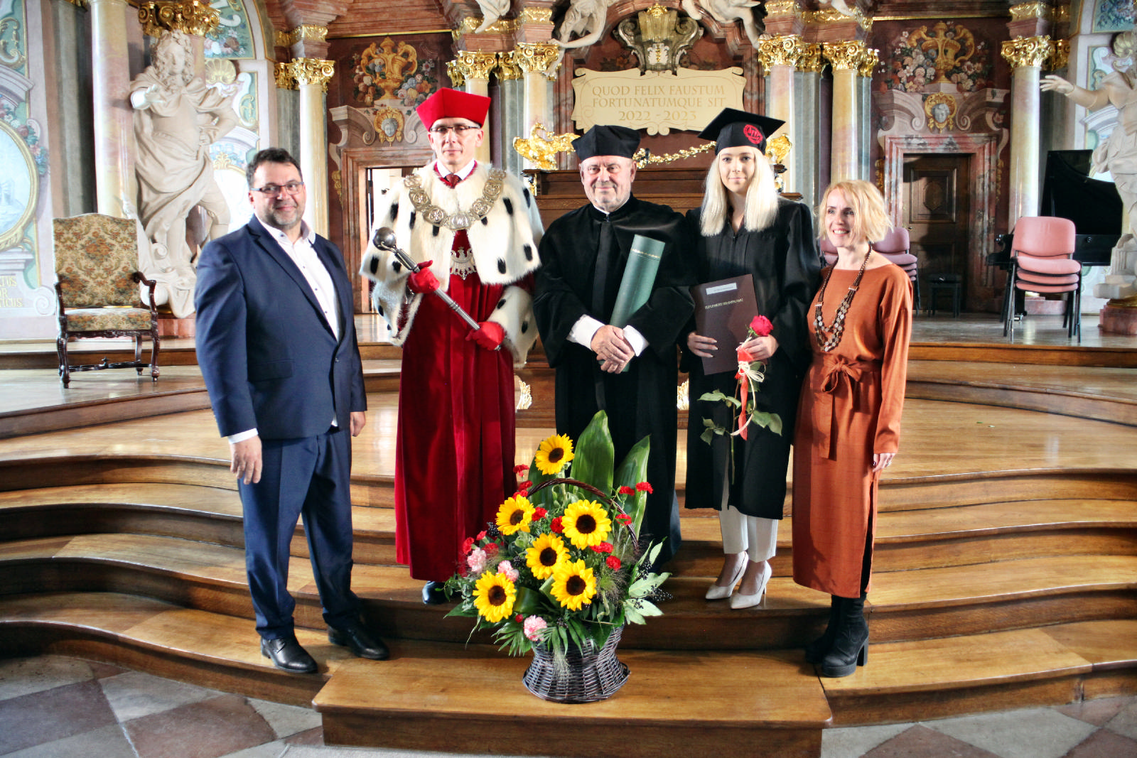 Zdjęcia z inauguracji roku akademickiego 2022/2023