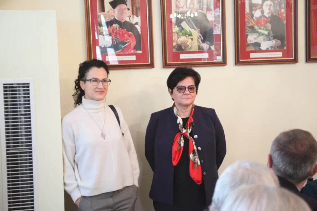 Wręczenie listów gratulacyjnych oraz nagród naukowych I i II stopnia