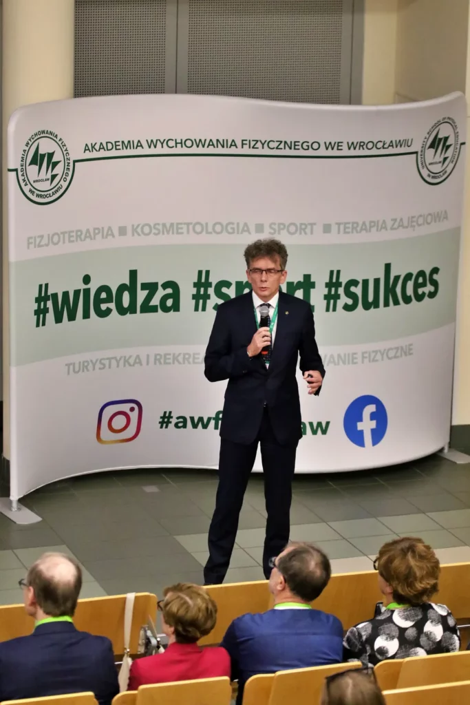 Fot. Łukasz Haraźny - Konferencja - 10 lat Siatkówki Dzieci i Młodzieży w AWF Wrocław i KS AZS-AWF Wrocław