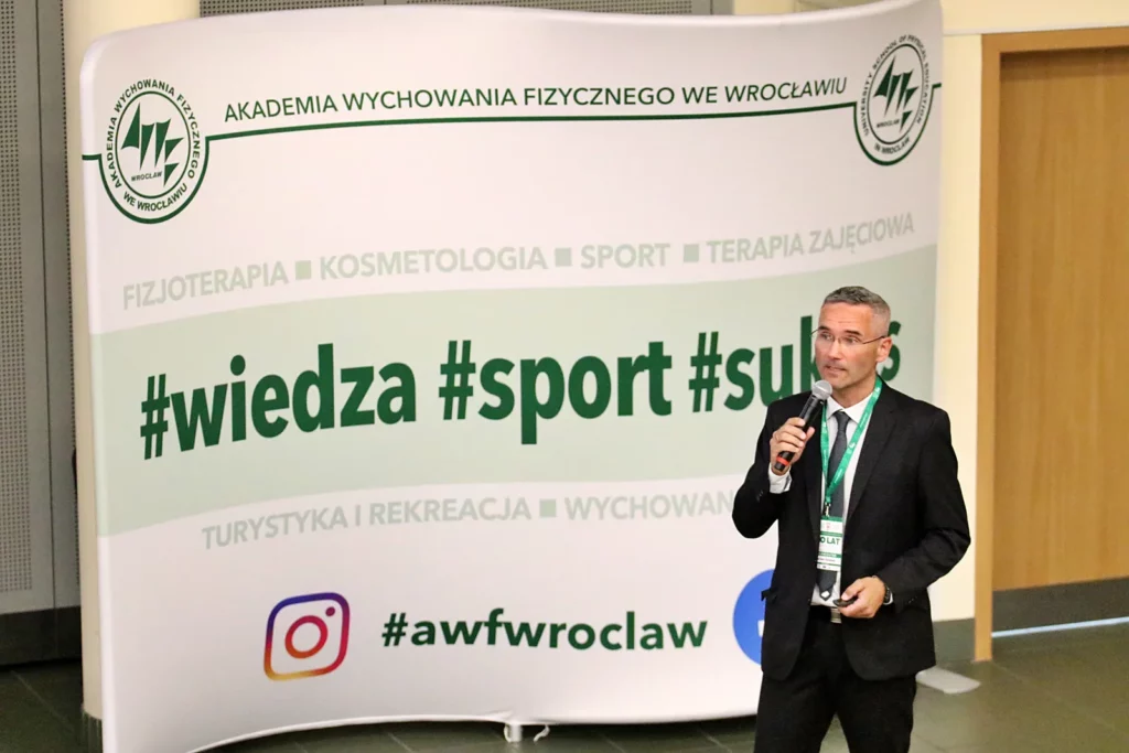Fot. Łukasz Haraźny - Konferencja - 10 lat Siatkówki Dzieci i Młodzieży w AWF Wrocław i KS AZS-AWF Wrocław