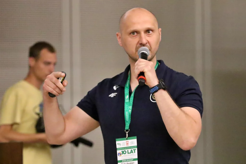 Fot. Łukasz Haraźny - Konferencja - 10 lat Siatkówki Dzieci i Młodzieży w AWF Wrocław i KS AZS-AWF Wrocław
