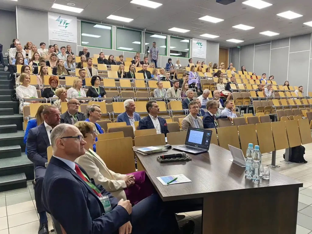 Fot. Magdalena Jerczyńska - VI Ogólnopolska Konferencja dla Młodych Naukowców – Wieczór Naukowca 2023 – Wokół Człowieka