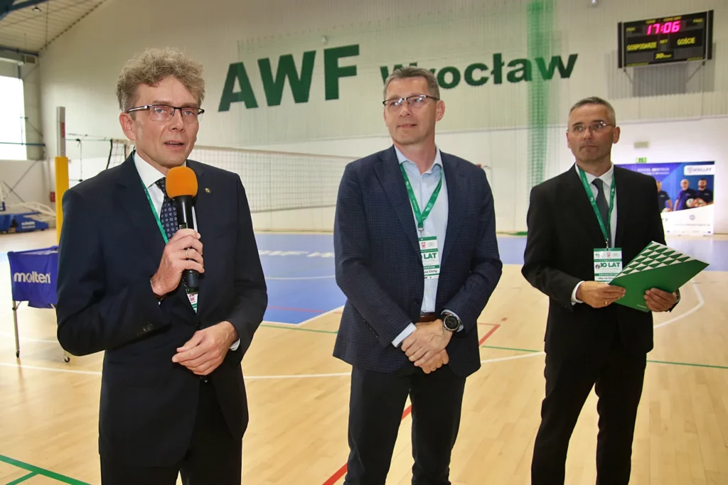 Fot. Łukasz Haraźny - Konferencja - 10 lat Siatkówki Dzieci i Młodzieży w AWF Wrocław i KS AZS-AWF Wrocław