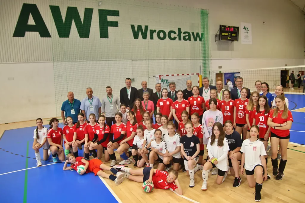 Fot. Łukasz Haraźny - Konferencja - 10 lat Siatkówki Dzieci i Młodzieży w AWF Wrocław i KS AZS-AWF Wrocław
