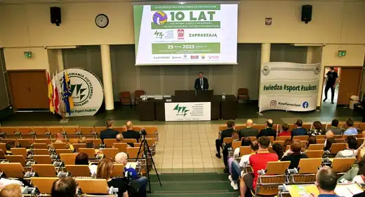 Fot. Łukasz Haraźny - Konferencja - 10 lat Siatkówki Dzieci i Młodzieży w AWF Wrocław i KS AZS-AWF Wrocław