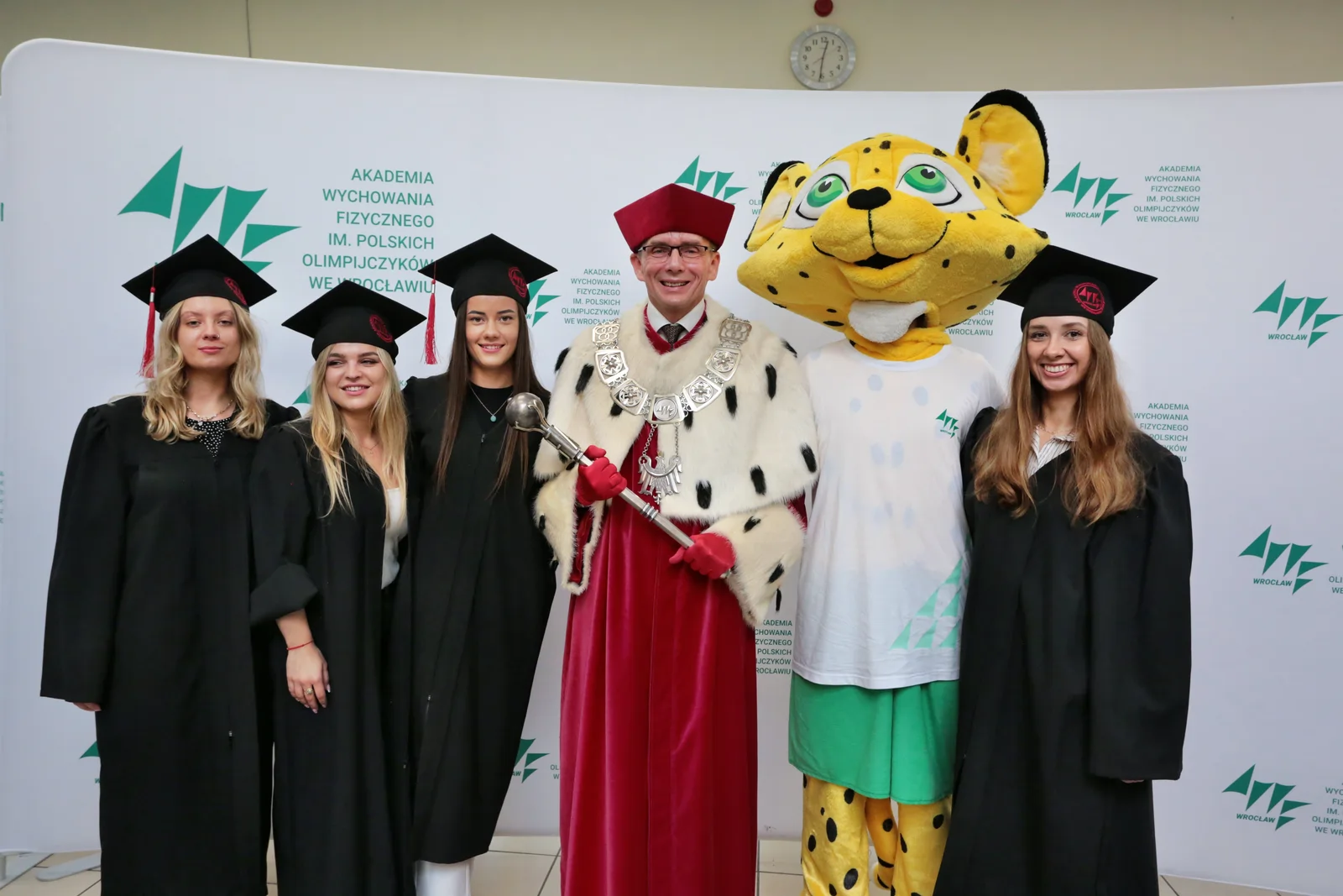 Fot. Andrzej Nowak - Uroczyste wręczenie dyplomów absolwentom AWF Wrocław 2023.