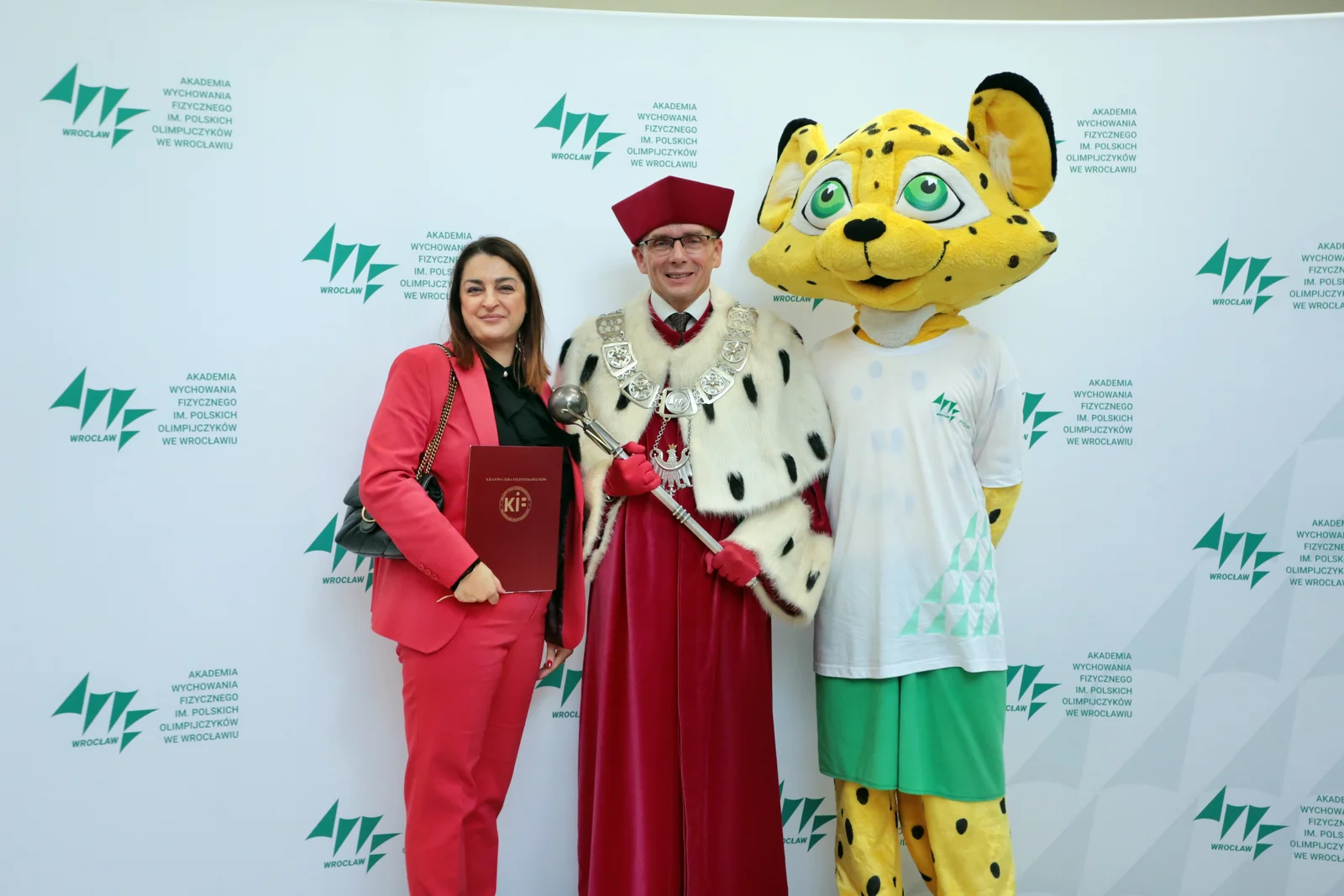 Fot. Andrzej Nowak - Uroczyste wręczenie dyplomów absolwentom AWF Wrocław 2023.