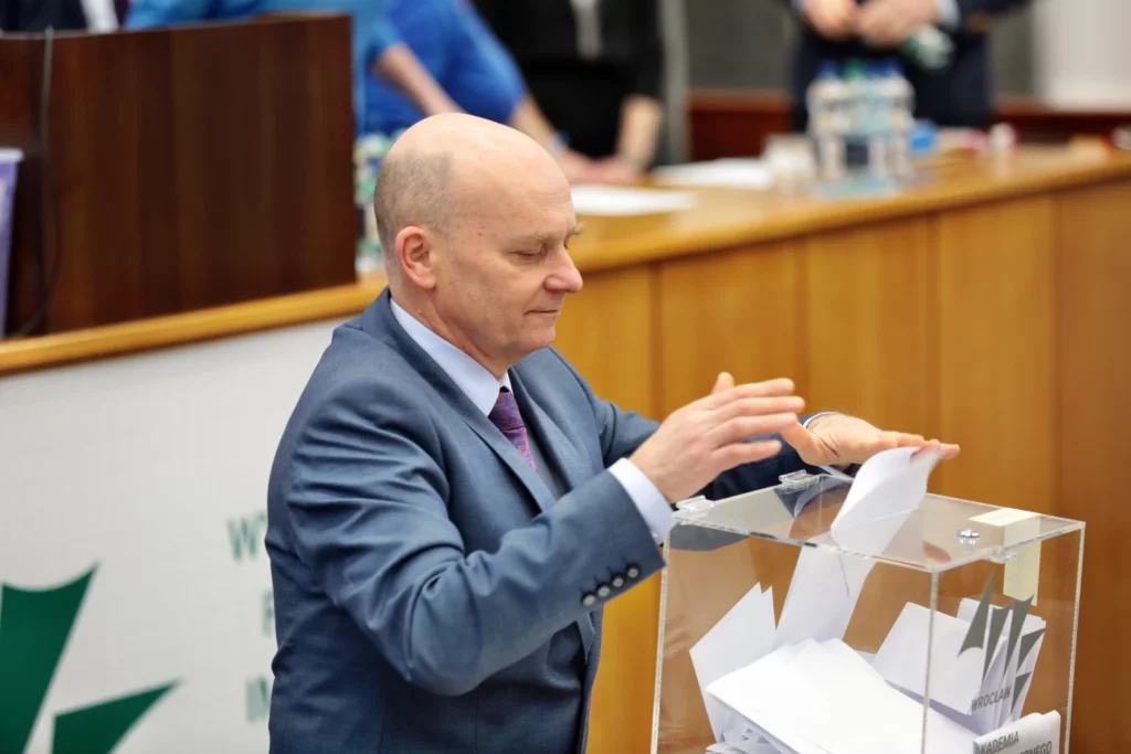 Fot. Andrzej Nowak - Dr hab. Tadeusz Stefaniak, prof. AWF Rektorem Akademii Wychowania Fizycznego we Wrocławiu na kadencję 2024-2028