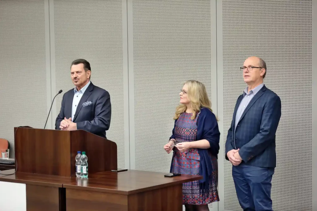 Fot. Andrzej Nowak - Wykład Pani Małgorzaty Nawrockiej - Wulgaryzmy czyli „Dopóki nie otworzyłeś ust swoich, miałem cię za filozofa", 15.05.2024