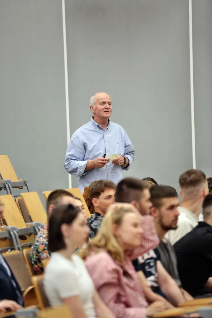 Fot. Andrzej Nowak - Wykład Pani Małgorzaty Nawrockiej - Wulgaryzmy czyli „Dopóki nie otworzyłeś ust swoich, miałem cię za filozofa", 15.05.2024