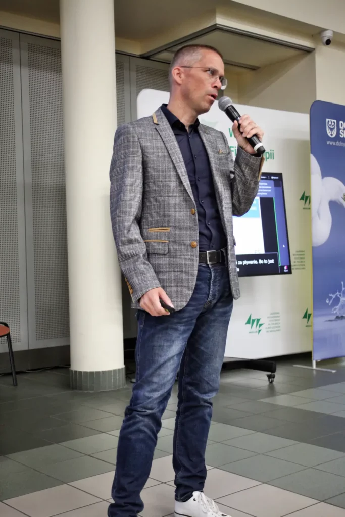 Fot. Adam Stępień - X Sympozjum Nauka i Pływanie 2024