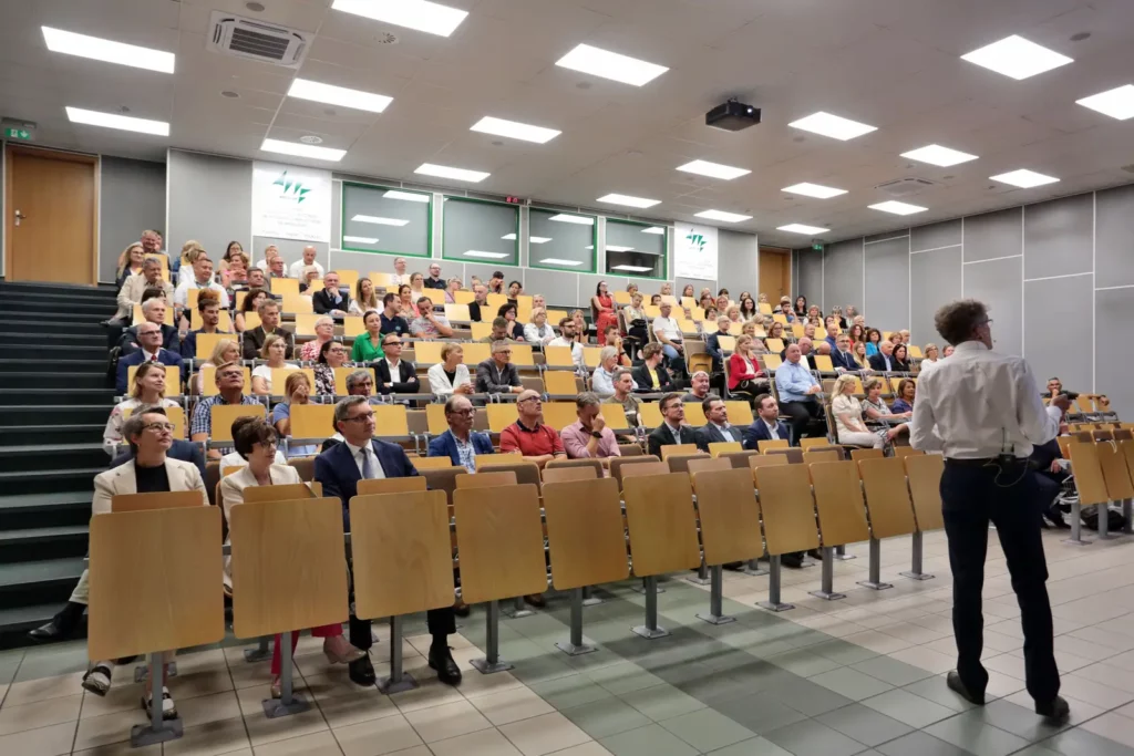 Fot. Andrzej Nowak - Ostatnie posiedzenie Senatu w bieżącej kadencji oraz spotkanie Rektora z pracownikami Uczelni