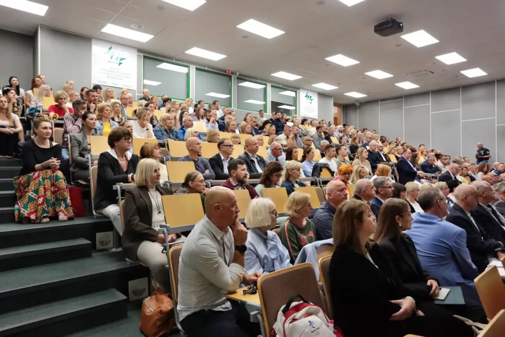 Fot. Andrzej Nowak - Spotkanie Rektora Elekta dr hab. Tadeusza Stefaniaka, prof. AWF z pracownikami Uczelni
