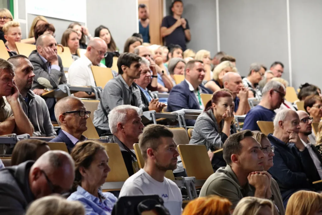 Fot. Adam Stępień - Spotkanie Rektora Elekta dr hab. Tadeusza Stefaniaka, prof. AWF z pracownikami Uczelni