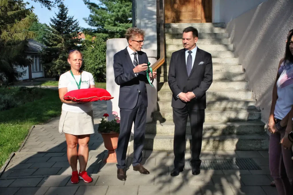 Fot. Adam Stępień - Klucze uczelni w nowych rękach 