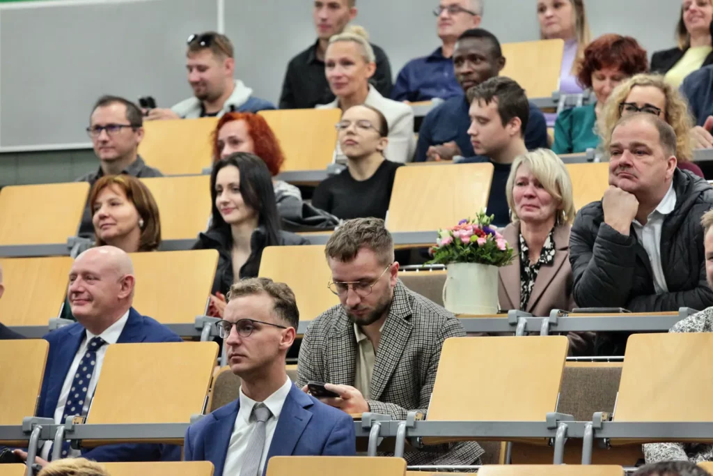 Fot. Adam Stępień - Wręczenie dyplomów absolwentom Akademii Wychowania Fizycznego im. Polskich Olimpijczyków we Wrocławiu 2024