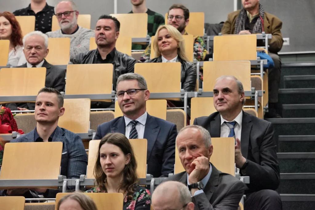 Fot. Adam Stępień - Wręczenie dyplomów absolwentom Akademii Wychowania Fizycznego im. Polskich Olimpijczyków we Wrocławiu 2024