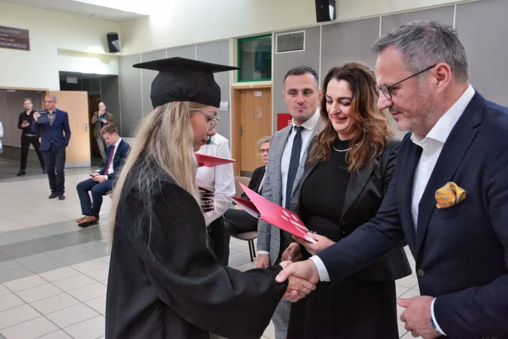 Fot. Adam Stępień - Wręczenie dyplomów absolwentom Akademii Wychowania Fizycznego im. Polskich Olimpijczyków we Wrocławiu 2024