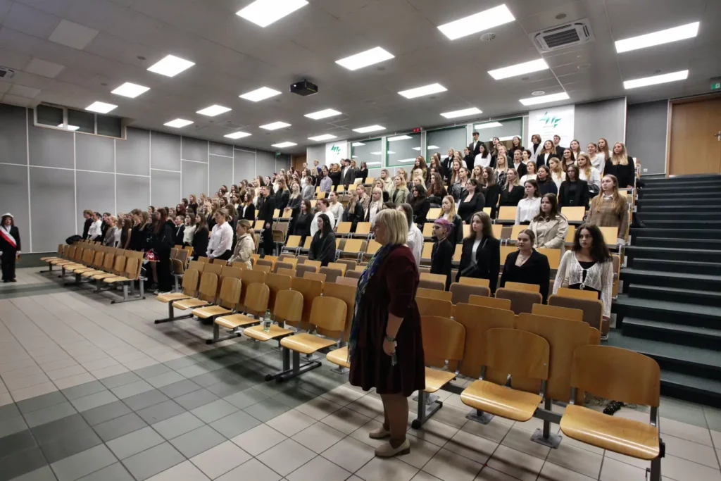 Fot. Adam Stępień - Immatrykulacja studentów rocznika 2024/2025 - Wydział Fizjoterapii, kierunek Kosmetologia i Terapia Zajęciowa