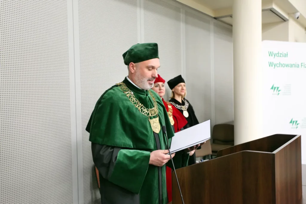 Fot. Adam Stępień - Immatrykulacja studentów rocznika 2024/2025 - Wydział Fizjoterapii, kierunek Kosmetologia i Terapia Zajęciowa
