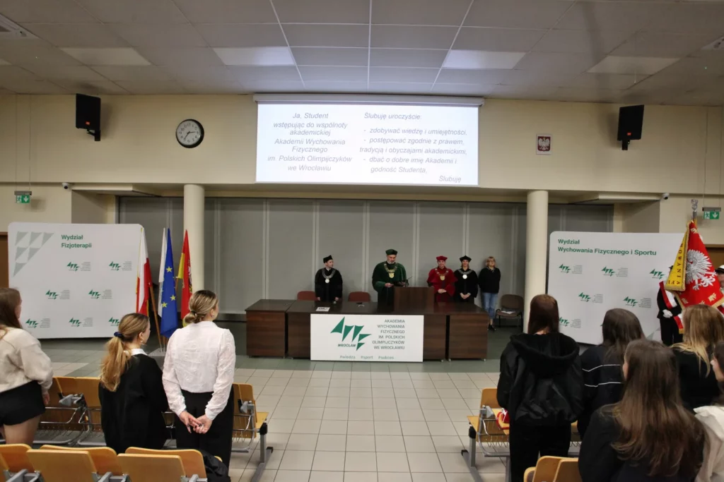 Fot. Adam Stępień - Immatrykulacja studentów rocznika 2024/2025 - Wydział Fizjoterapii, kierunek Kosmetologia i Terapia Zajęciowa