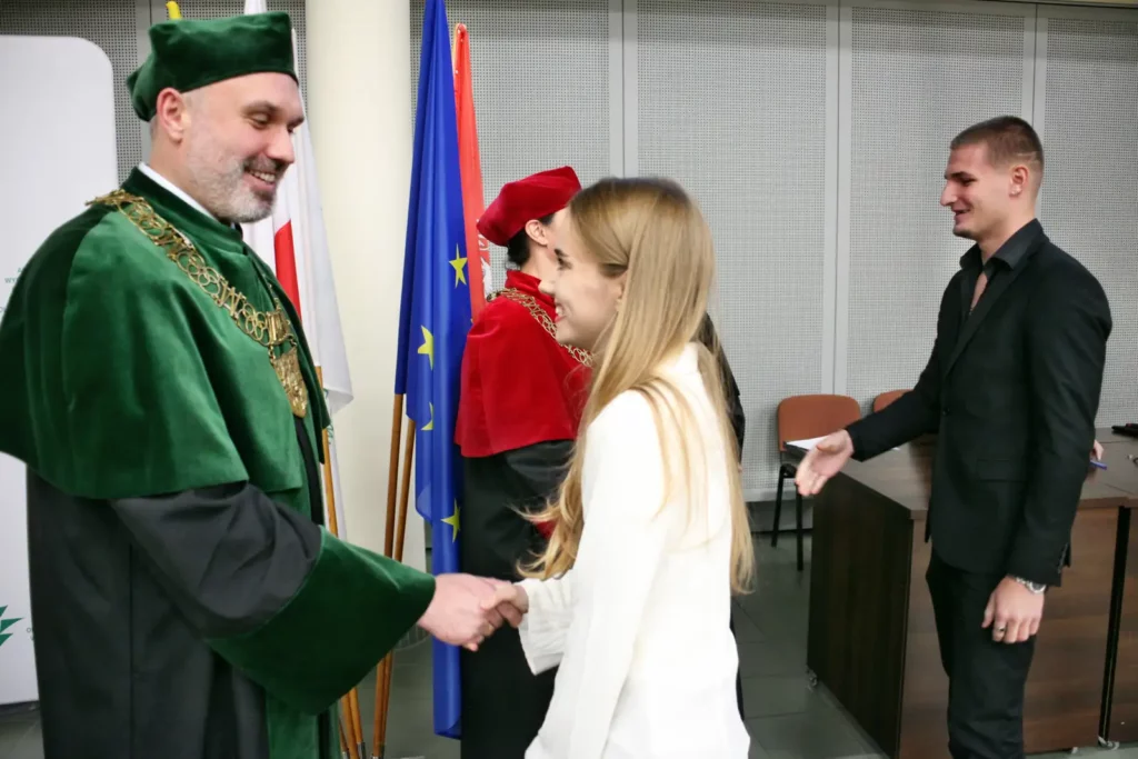 Fot. Adam Stępień - Immatrykulacja studentów rocznika 2024/2025 - Wydział Fizjoterapii, kierunek Kosmetologia i Terapia Zajęciowa
