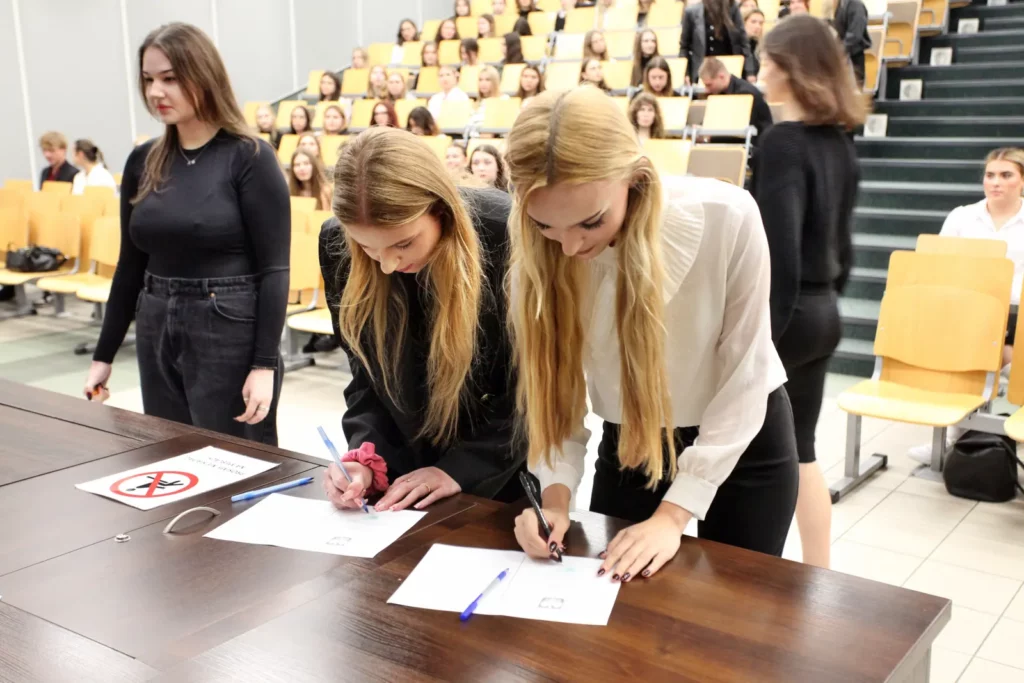 Fot. Adam Stępień - Immatrykulacja studentów rocznika 2024/2025 - Wydział Fizjoterapii, kierunek Kosmetologia i Terapia Zajęciowa