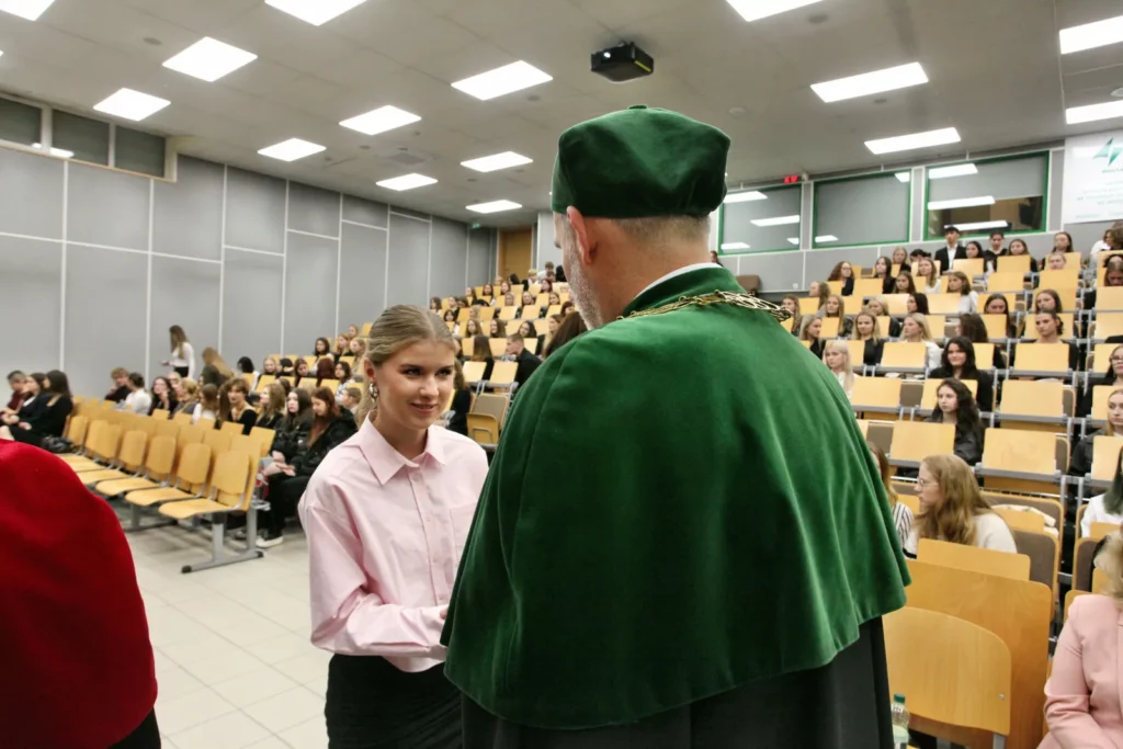 Fot. Adam Stępień - Immatrykulacja studentów rocznika 2024/2025 - Wydział Fizjoterapii, kierunek Kosmetologia i Terapia Zajęciowa