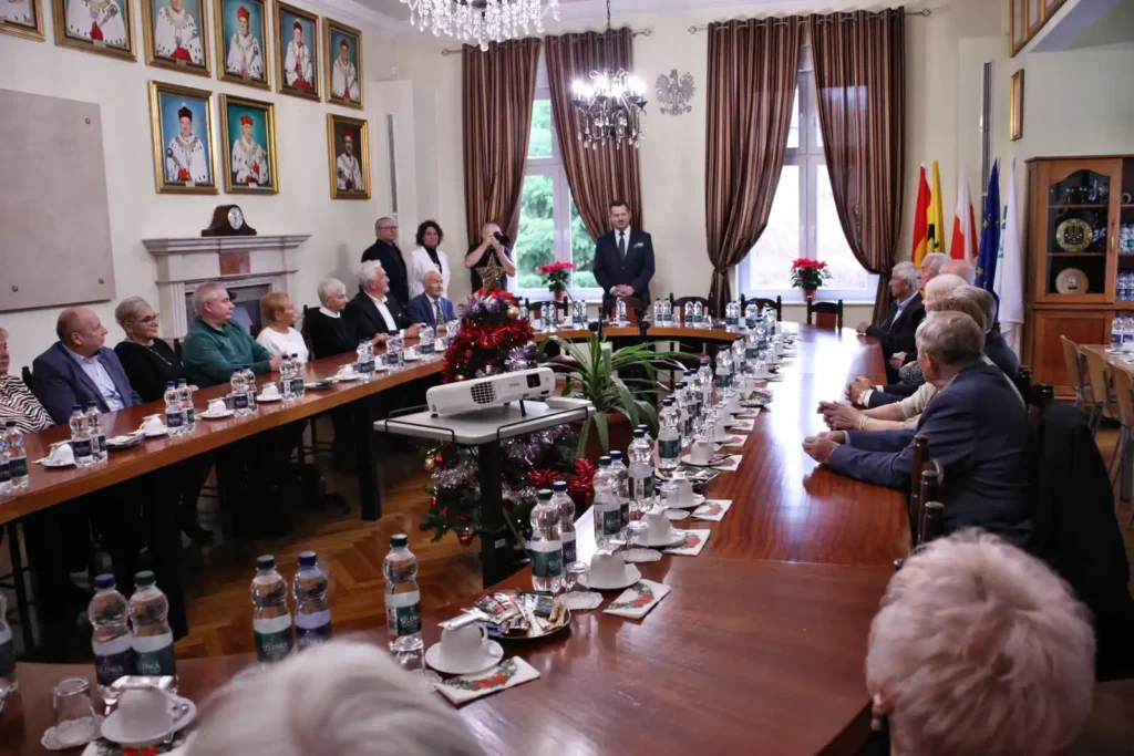 Fot. Adam Stępień - Spotkanie wigilijne z Seniorami Uczelni