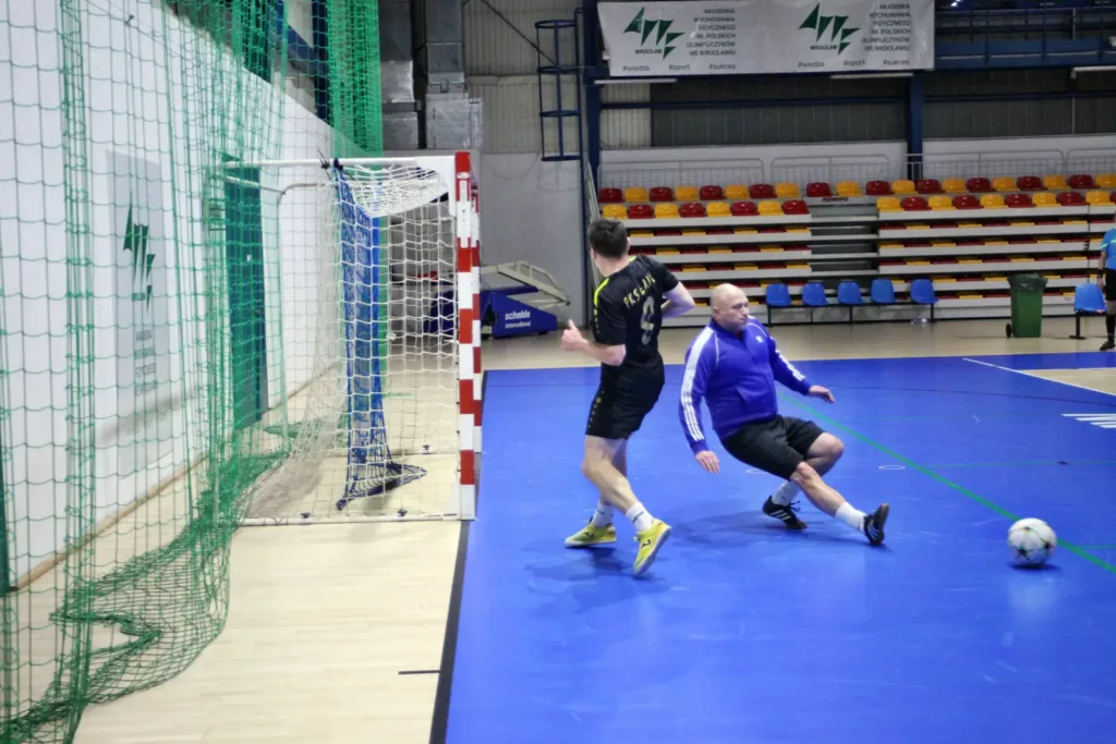 Fot. Adam Stępień - XXXV Świąteczny Turniej Szóstek Piłkarskich o Puchar Rektora AWF Wrocław