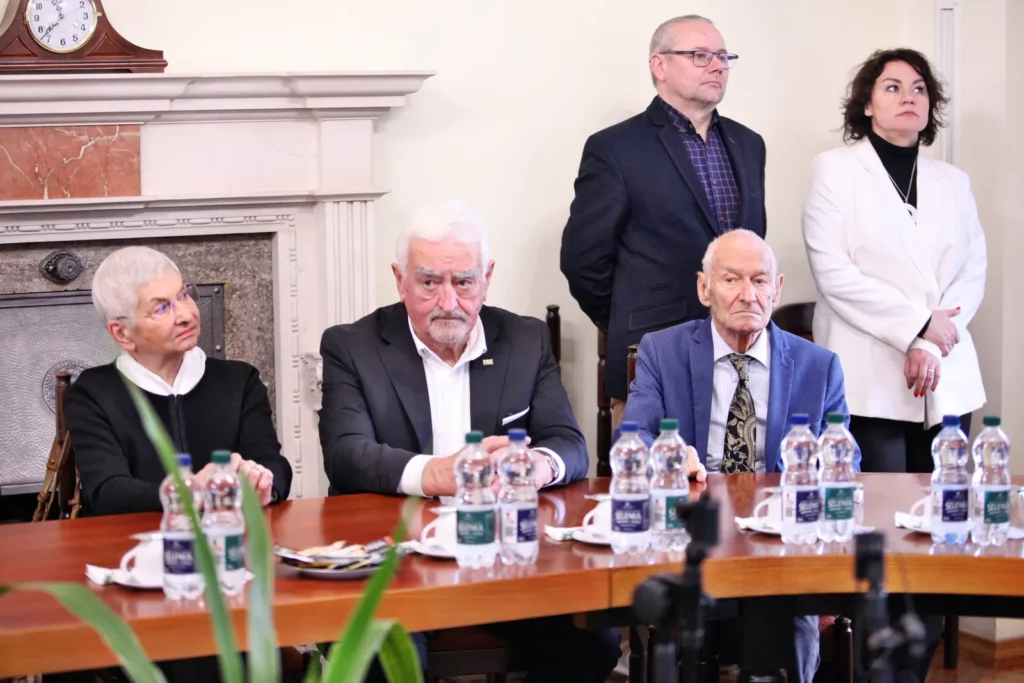 Fot. Adam Stępień - Spotkanie wigilijne z Seniorami Uczelni