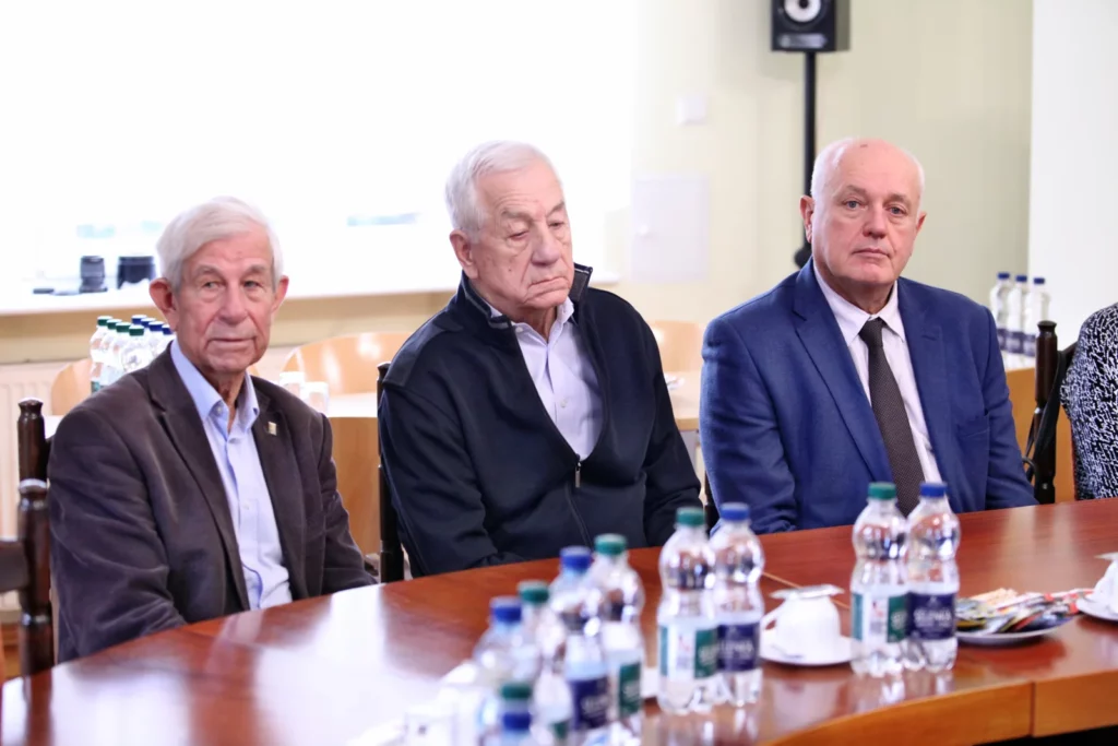 Fot. Adam Stępień - Spotkanie wigilijne z Seniorami Uczelni