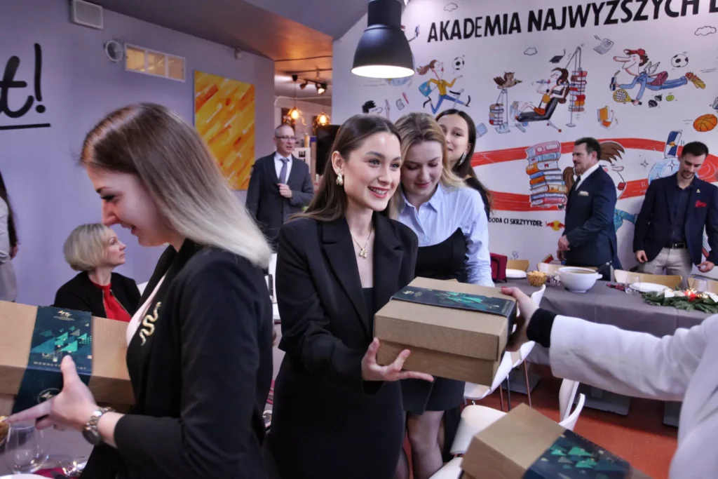 Fot. Adam Stępień - Spotkanie wigilijne z Samorządem Studenckim