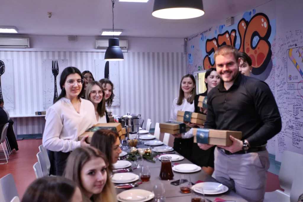 Fot. Adam Stępień - Spotkanie wigilijne z Samorządem Studenckim