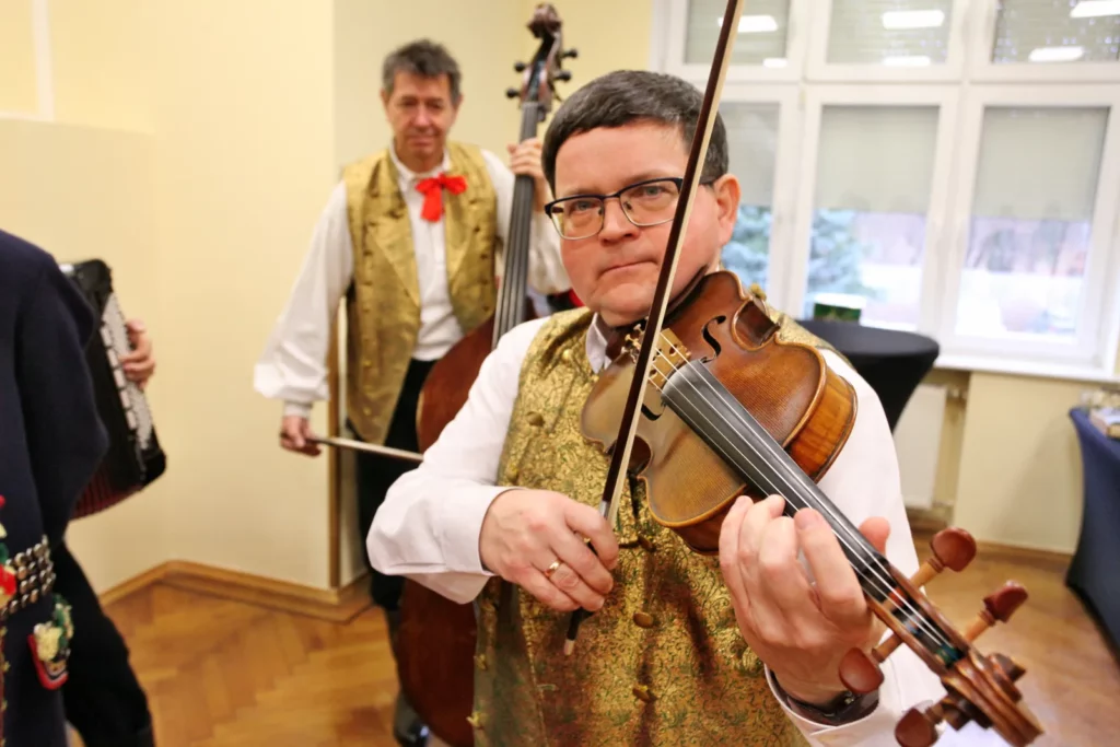 Fot. Adam Stępień - Spotkanie wigilijne z Seniorami Uczelni