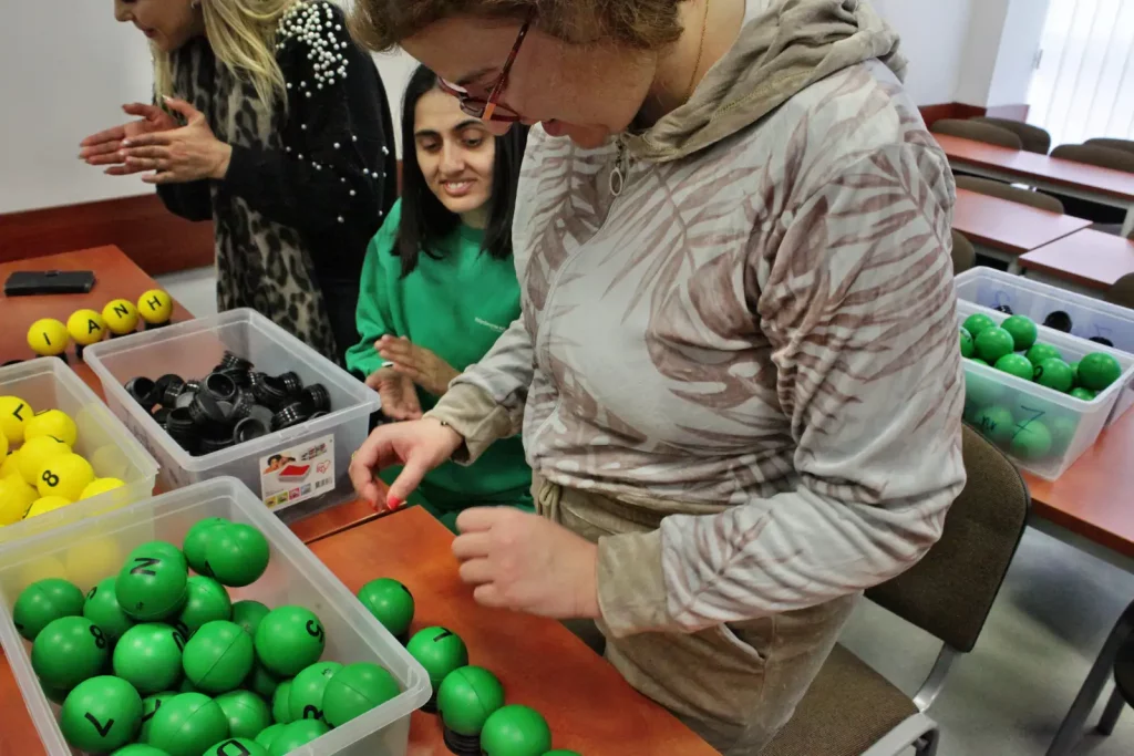 Fot. Adam Stępień - Wykorzystanie piłek EDUball w edukacji i terapii osób dorosłych z niepełnosprawnościami