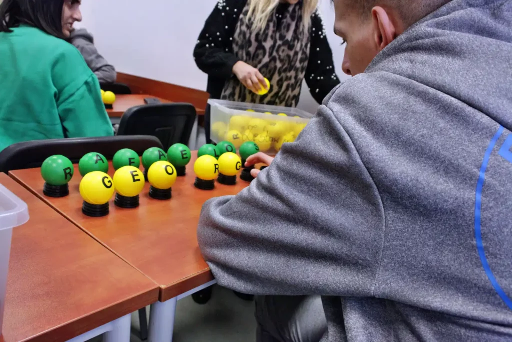 Fot. Adam Stępień - Wykorzystanie piłek EDUball w edukacji i terapii osób dorosłych z niepełnosprawnościami
