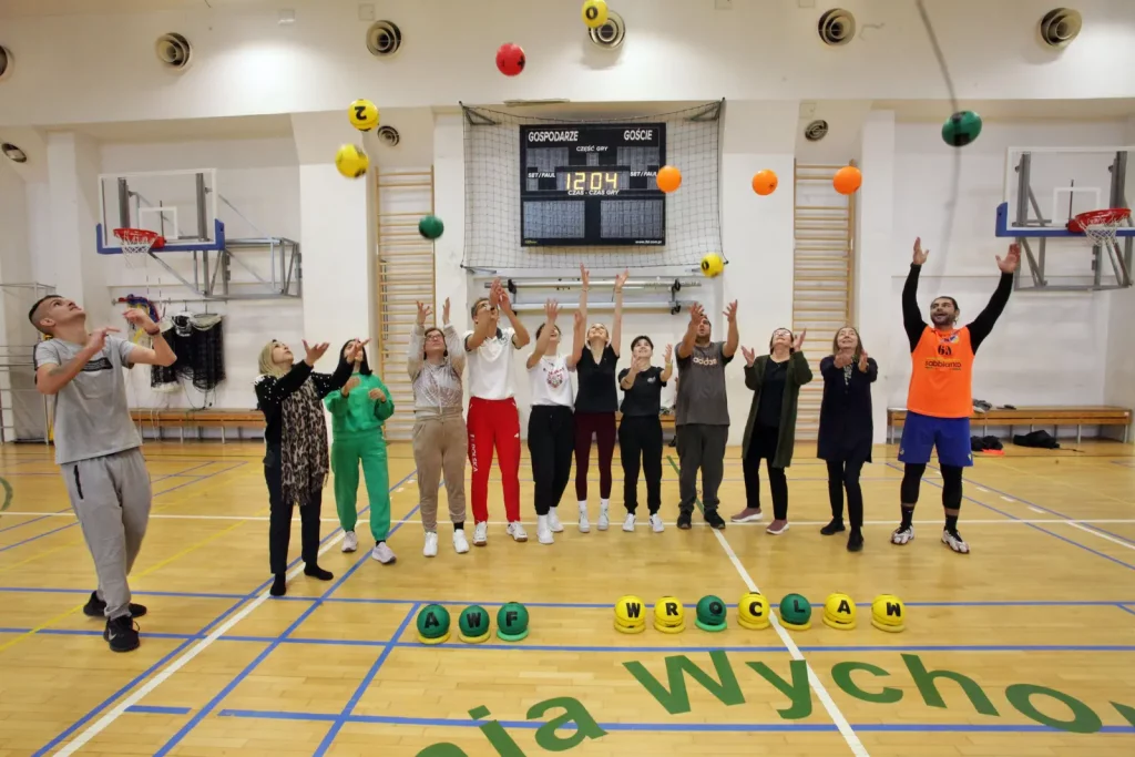 Fot. Adam Stępień - Wykorzystanie piłek EDUball w edukacji i terapii osób dorosłych z niepełnosprawnościami