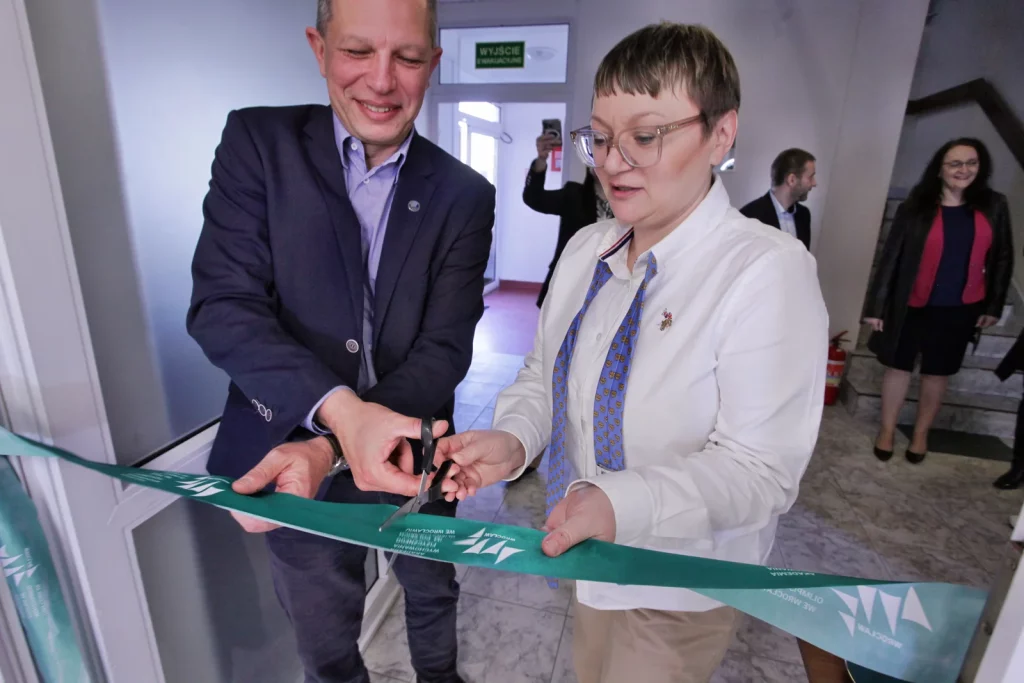 Fot. Adam Stępień - Otwarcie Sali symulacji "Podróży pacjenta z niepełnosprawnością"