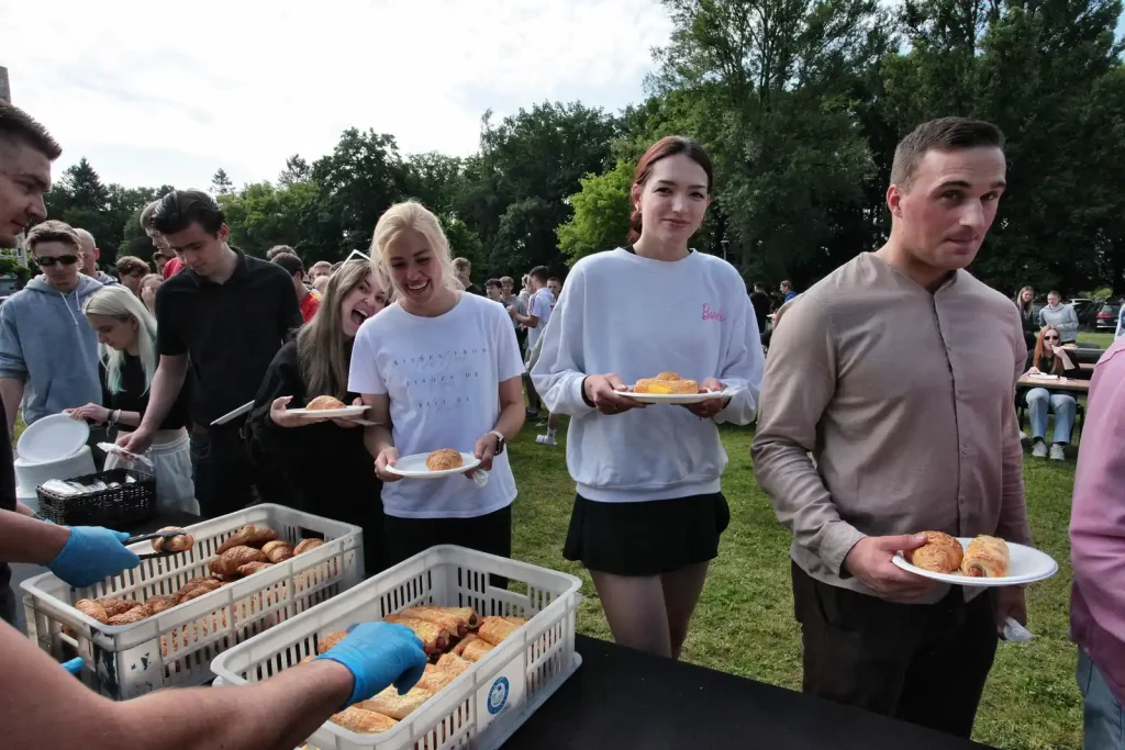 AWFalia 2025 rozpoczęte! Śniadanie z Rektorem na dobry początek