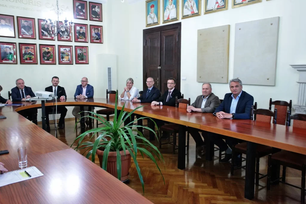 Relacja zdjęciowa z posiedzenia KRUWiO 17.06.2025