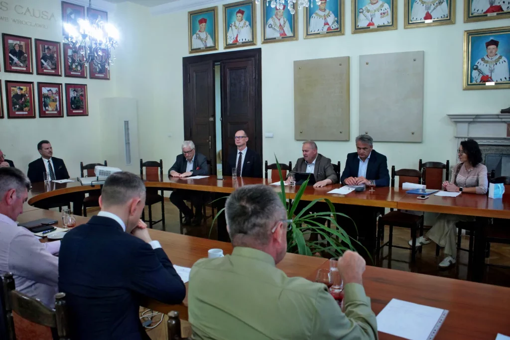 Relacja zdjęciowa z posiedzenia KRUWiO 17.06.2025