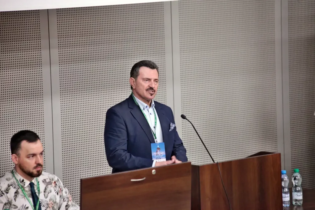 VIII Ogólnopolska Konferencja dla Młodych Naukowców „Wieczór Naukowca 2025 – Wokół Człowieka”