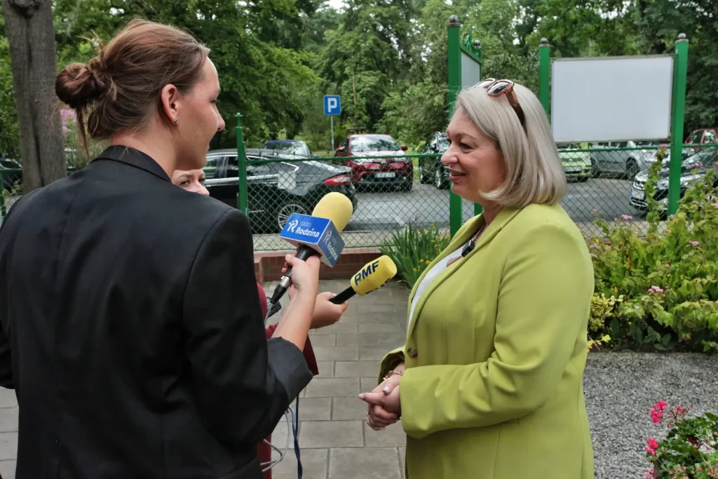 Relacja zdjęciowa z podpisania umowy patronackiej między AWF Wrocław a Zespołem Szkół Ekonomiczno-Ogólnokształcących