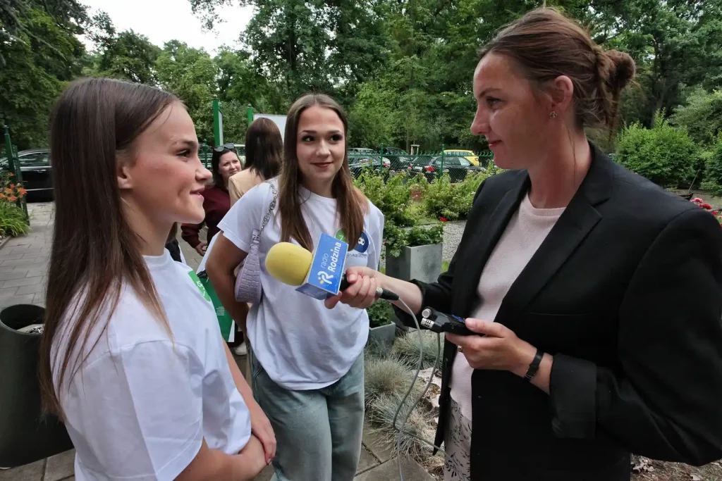 Relacja zdjęciowa z podpisania umowy patronackiej między AWF Wrocław a Zespołem Szkół Ekonomiczno-Ogólnokształcących