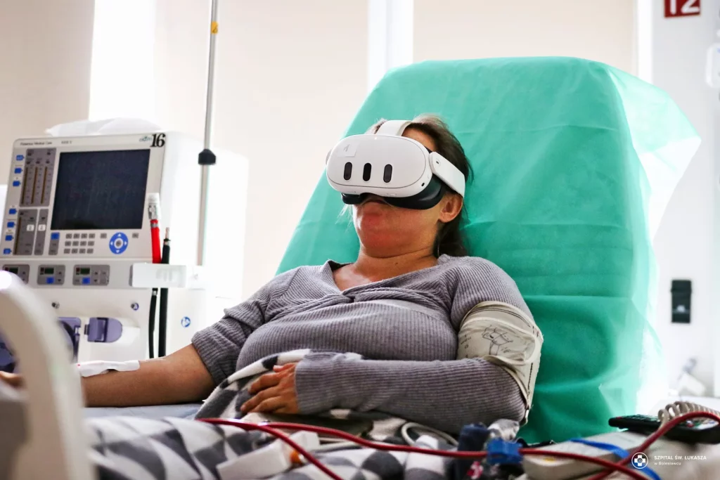 Fot. Kornela Baryluk - Pilotażowe badania VR z udziałem prof. Wioletty Dziubek-Rogowskiej