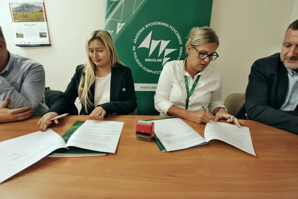 Podpisanie porozumienia o współpracy z Zespołem Szkół Ponadpodstawowych nr 2 w Kępnie
